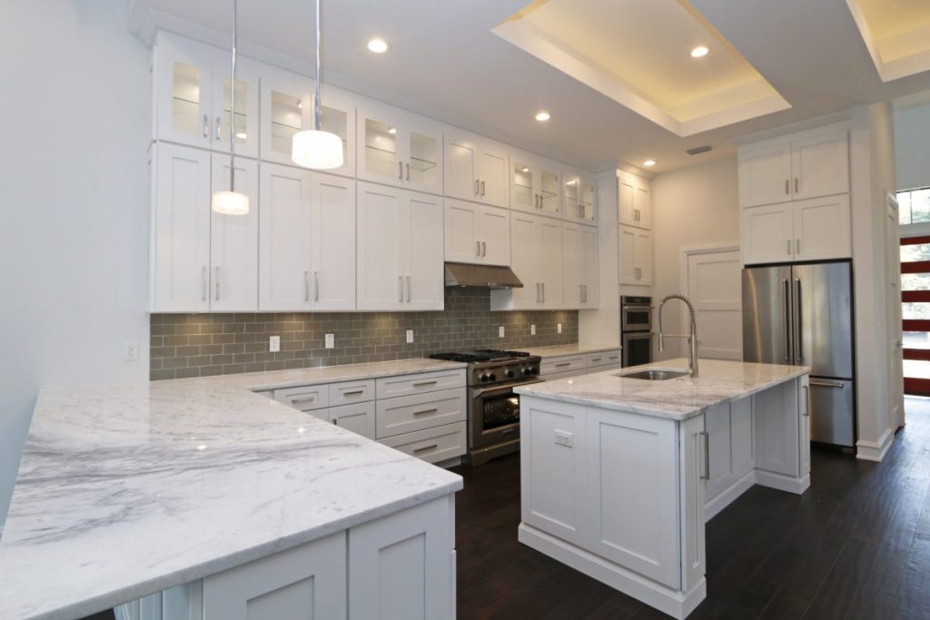 5 REASONS TO BUILD A CUSTOM HOME OR USE CUSTOM BUILDERS
